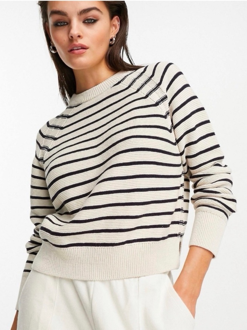 French Connection Cream
& Navy Striped Sweater -XS